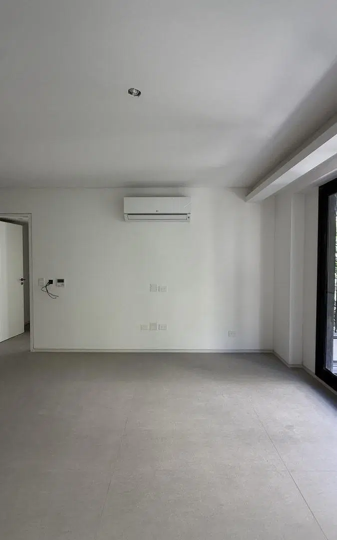 Semipiso a estrenar de categocia de 2 ambientes en alquiler Quintana 281 8