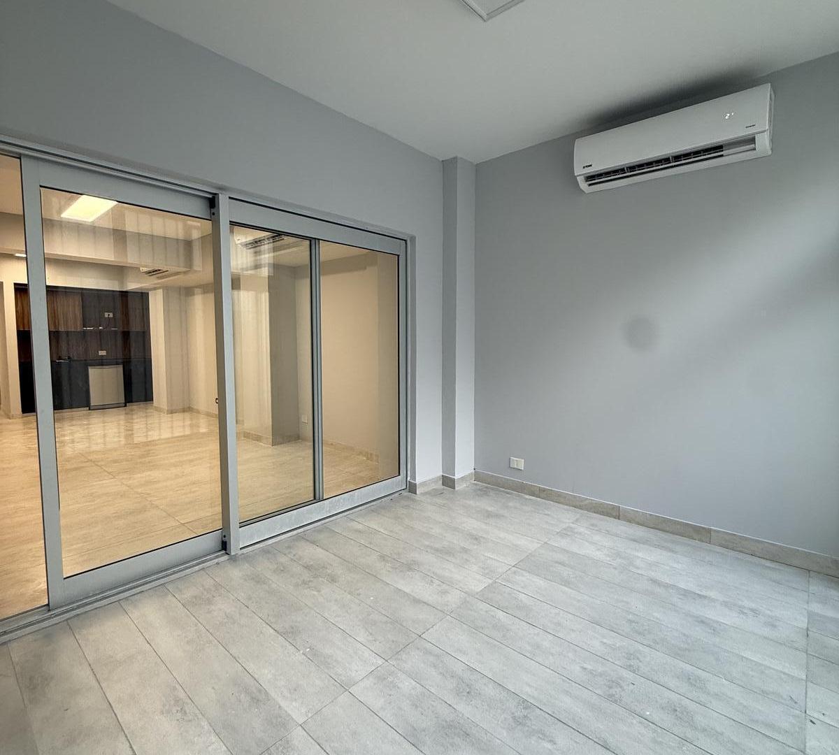 Foto de Oficina Premium de 60m2 en Central Cancilleria Retiro, imagen 3
