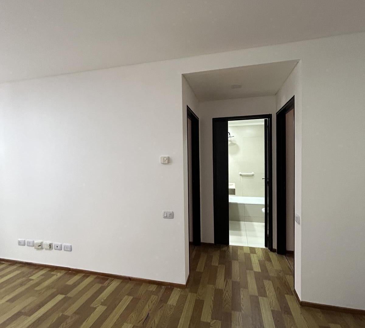 Foto de 3 ambientes con patio en torre en Las Cañitas, imagen 1