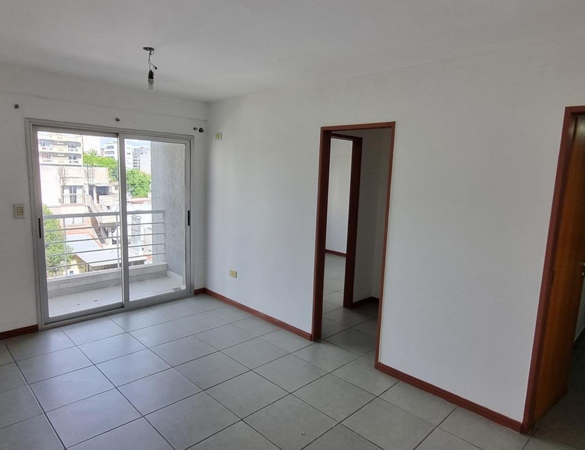 Venta- Departamento 2 Amb. calle Belgrano - Moron