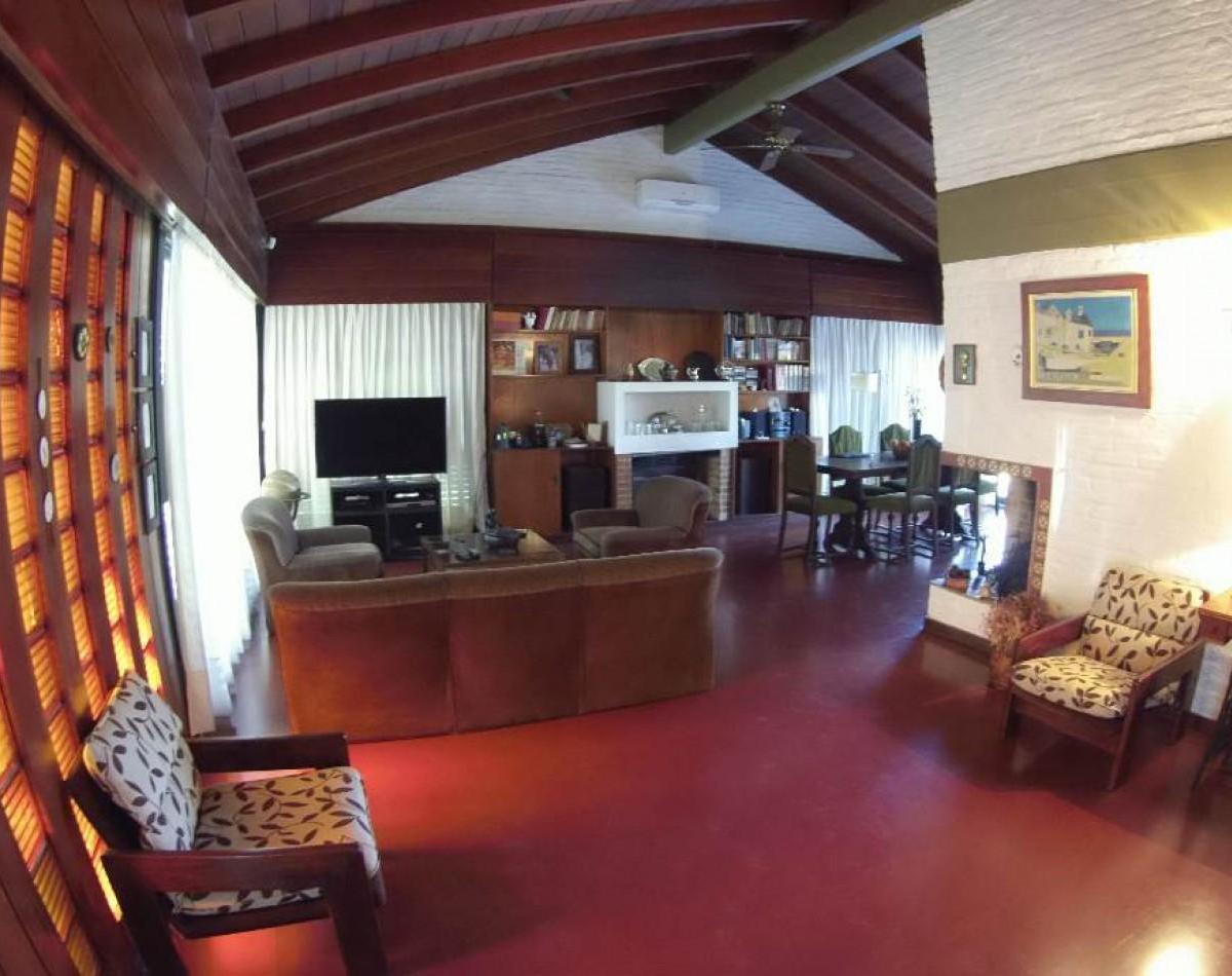 Chalet 5 Ambientes - Venta - Ituzaingo 3
