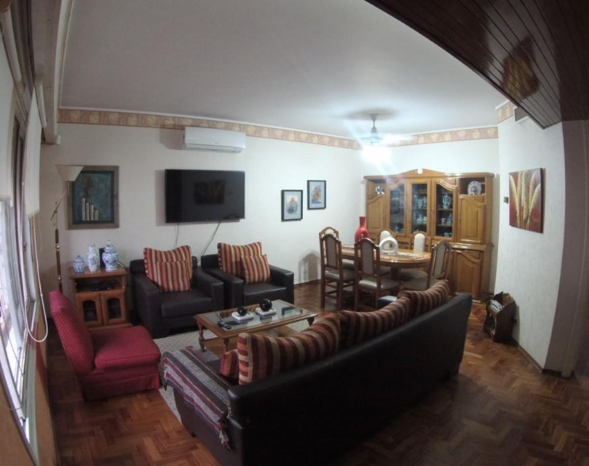 Casa en Venta - Castelar