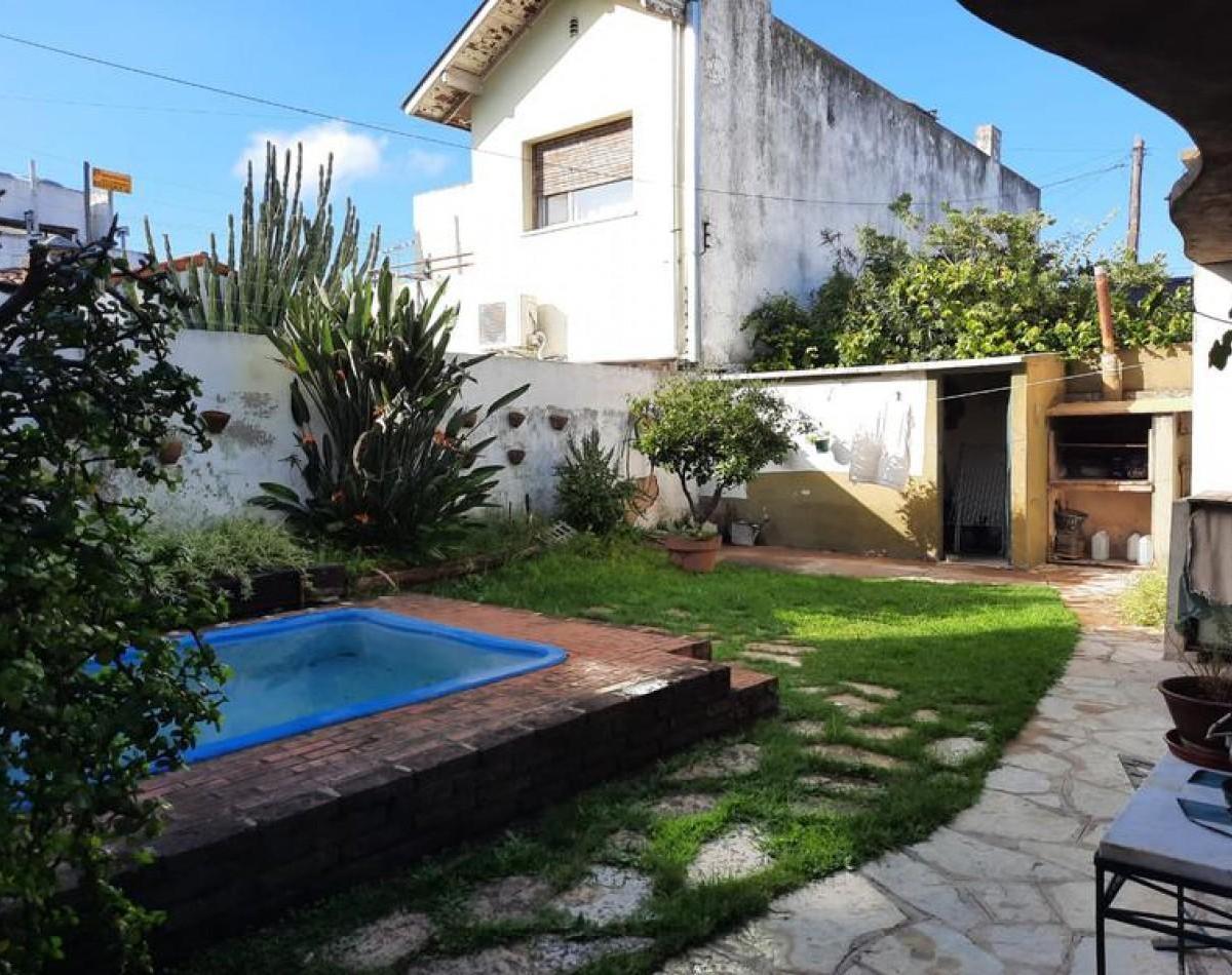 Venta casa en Castelar