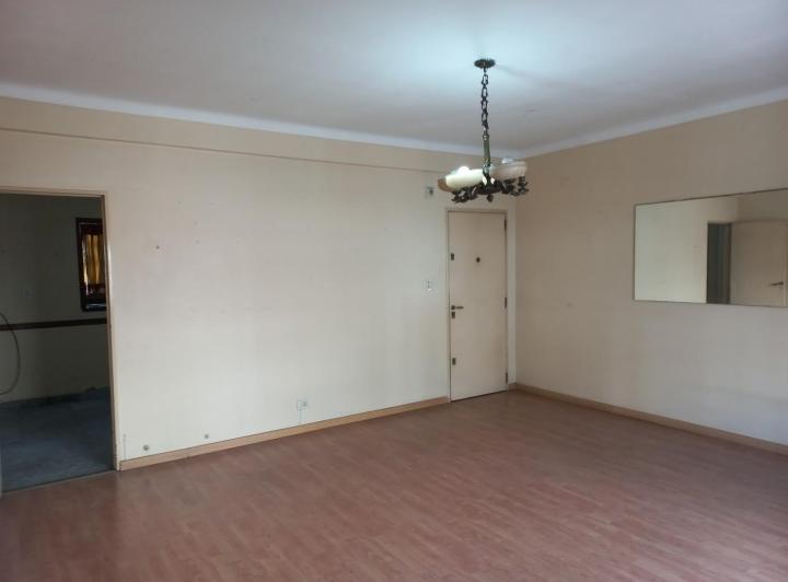 Departamento de 3 amb. con cochera cubierta en Ramos Mejia Norte 4