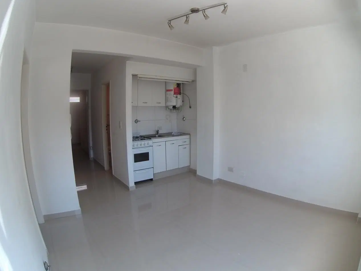 Departamento en alquiler en Castelar Norte 1