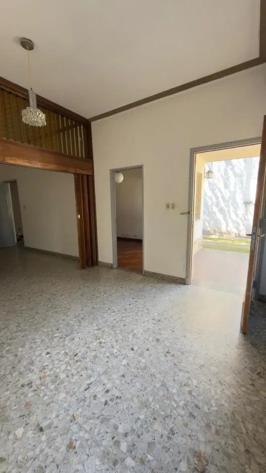 Casa en venta en Castelar Sur 3