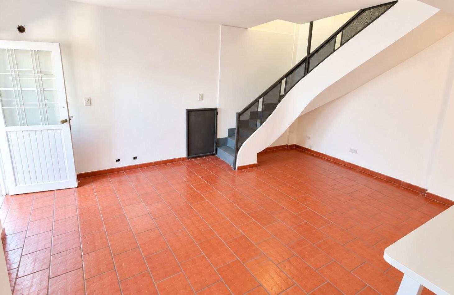 Foto de Duplex de 3 ambientes en Castelar Norte, imagen 5