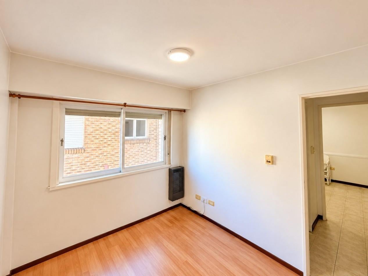 Foto de Departamento 2 ambientes en venta en Castelar Norte, imagen 4