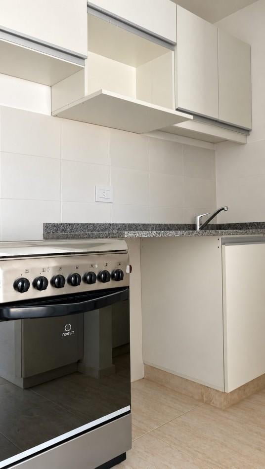 Foto de Monoambiente en venta en Castelar Sur- Apto credito, imagen 4