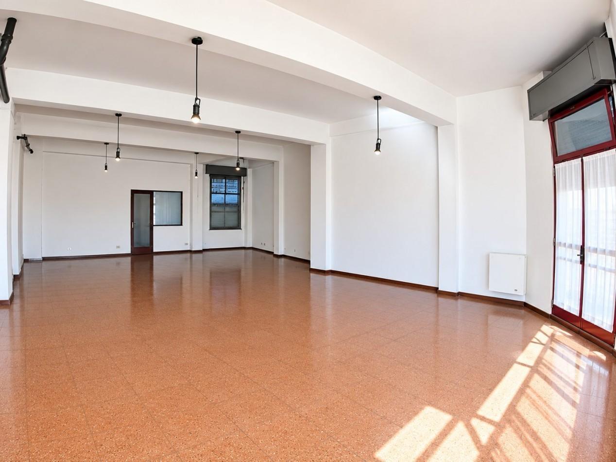 Foto de Local en venta en excelente ubicacion de Castelar Sur, imagen 4