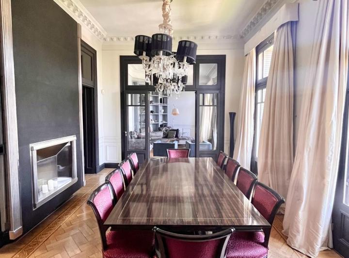 Espectacular departamento en Arroyo y Carlos Pellegrini 4