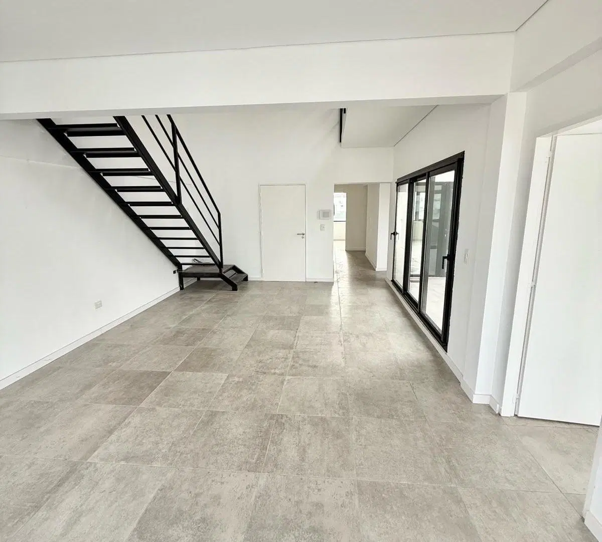Increíble Oficina Duplex Reciclada a Estrenar 5