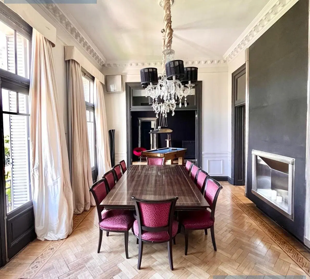 Espectacular departamento en Arroyo y Carlos Pellegrini 1