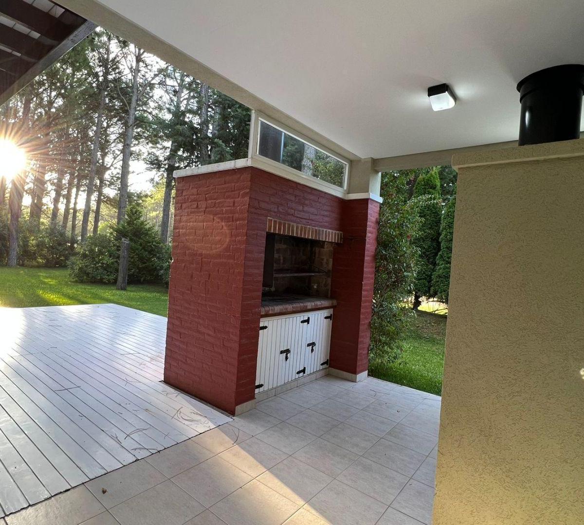 Foto de Venta de Casa 4 Dormitorios en Pinamar Zona Norte Playa, imagen 2