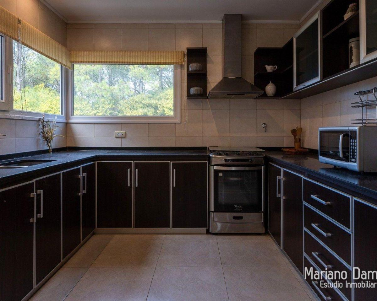Casa 3 dormitorios. | Selene al 300