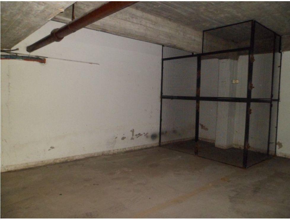 Foto de Cochera en Venta en Pinamar Zona Centro, imagen 2