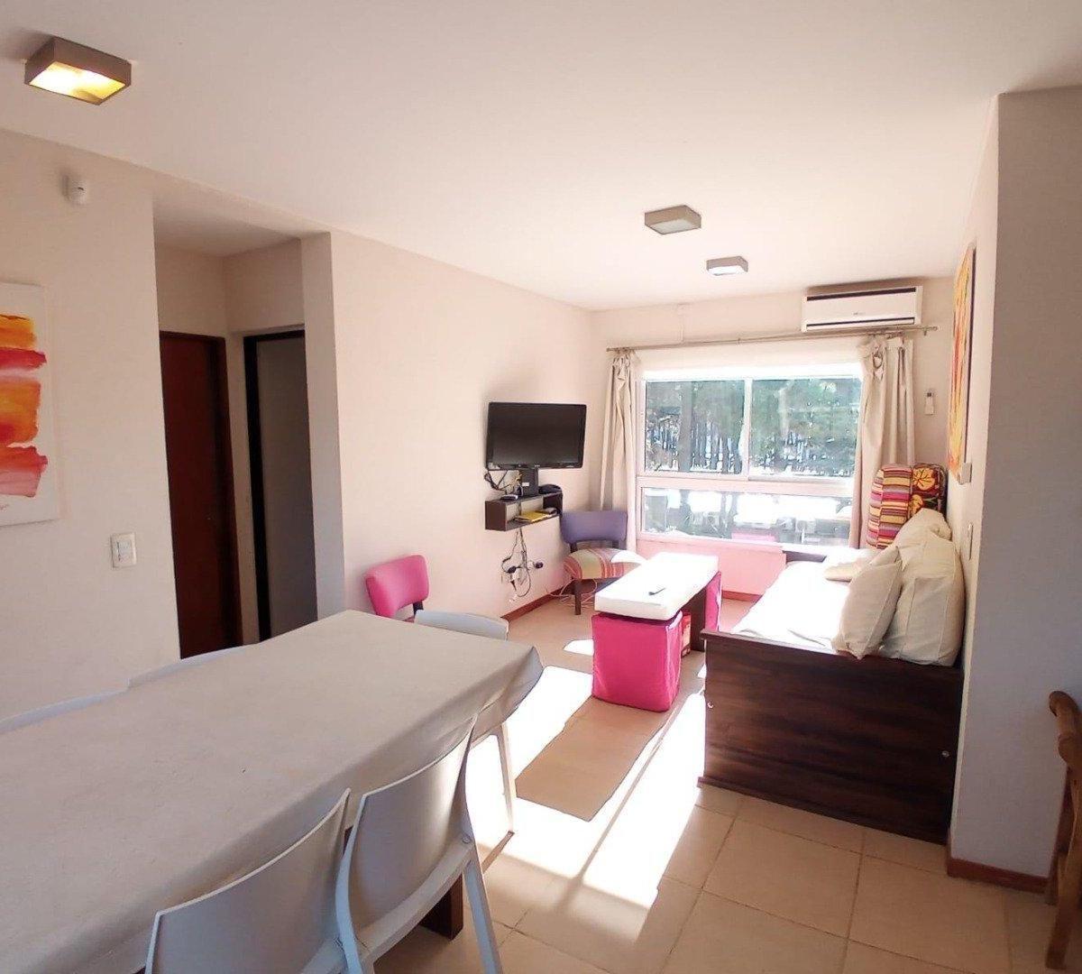 Departamento en Venta 2 Dormitorios con Pileta en Pinamar Zona Centro