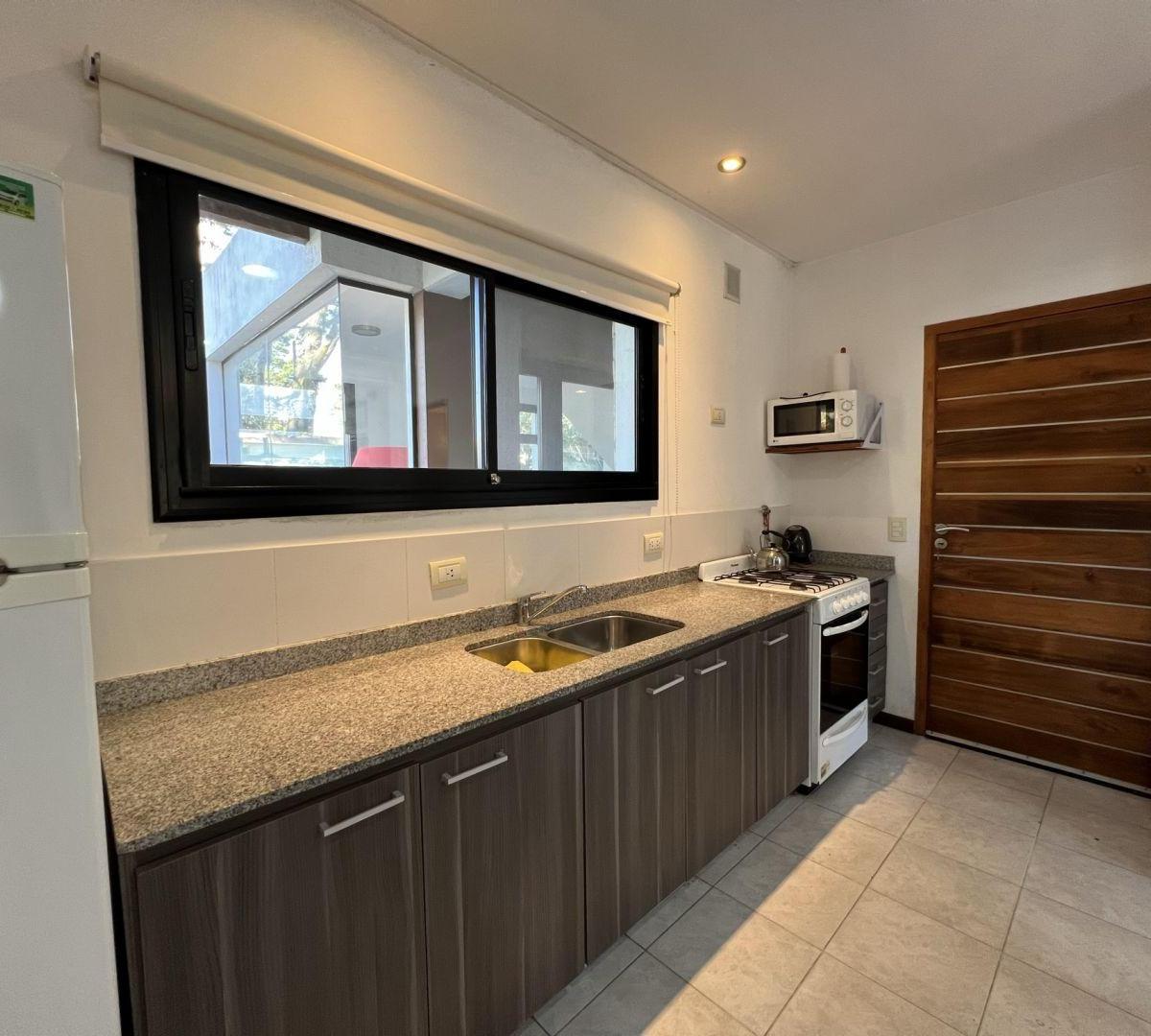 Foto de Departamento 1 Dormitorio en Venta en Pinamar Zona Duplex, imagen 4