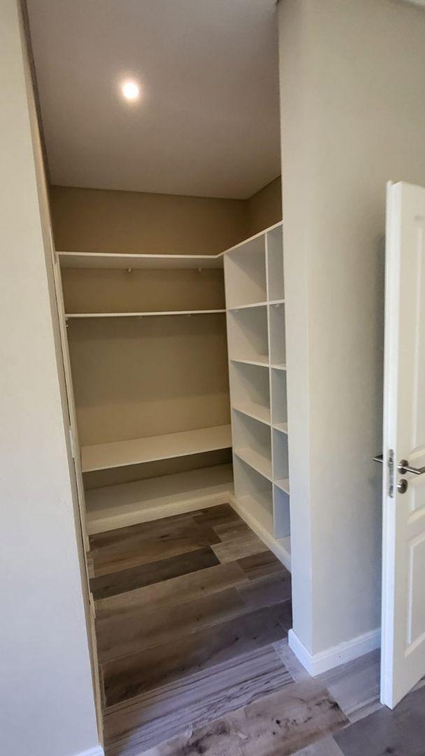 Casa 4 Dorm.. | Residencial I Al 200 3