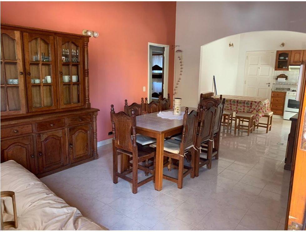 Casa 3 dormitorios. | Niza al 200