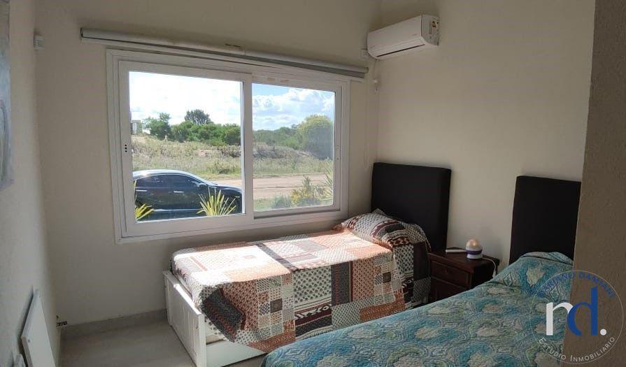 Casa 3 Dorm.. | Senderos IV Al 300 4