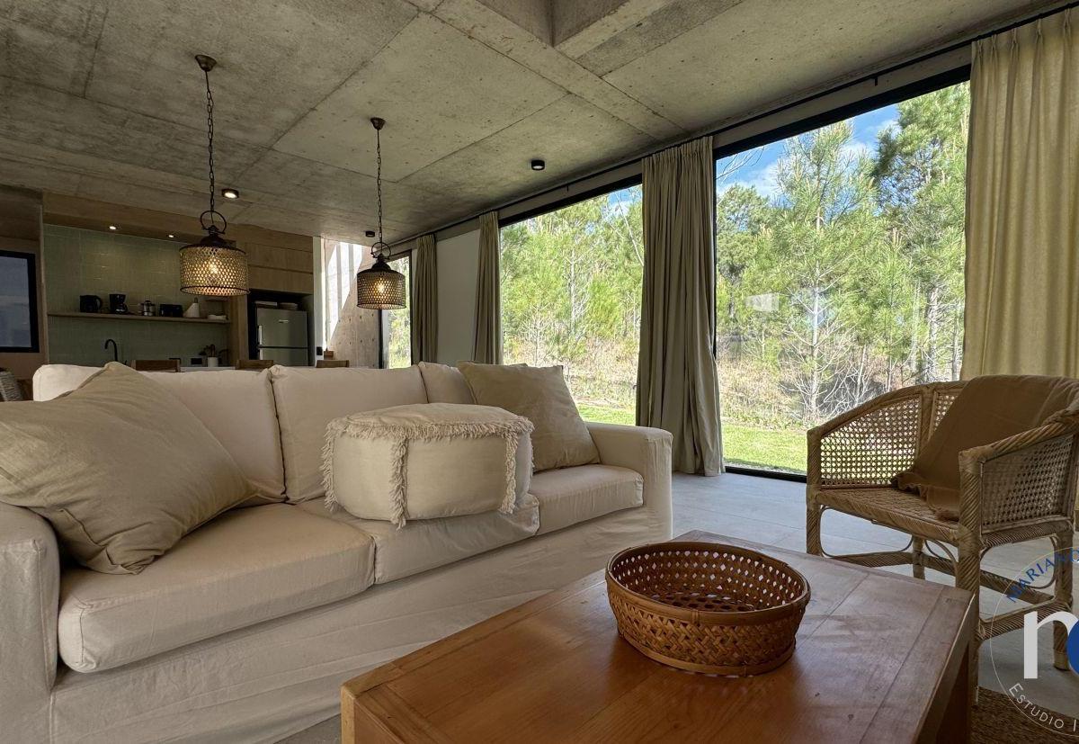 Foto de Casa en Venta 3 Dormitorios en Villa Robles Barrio Privado, imagen 4
