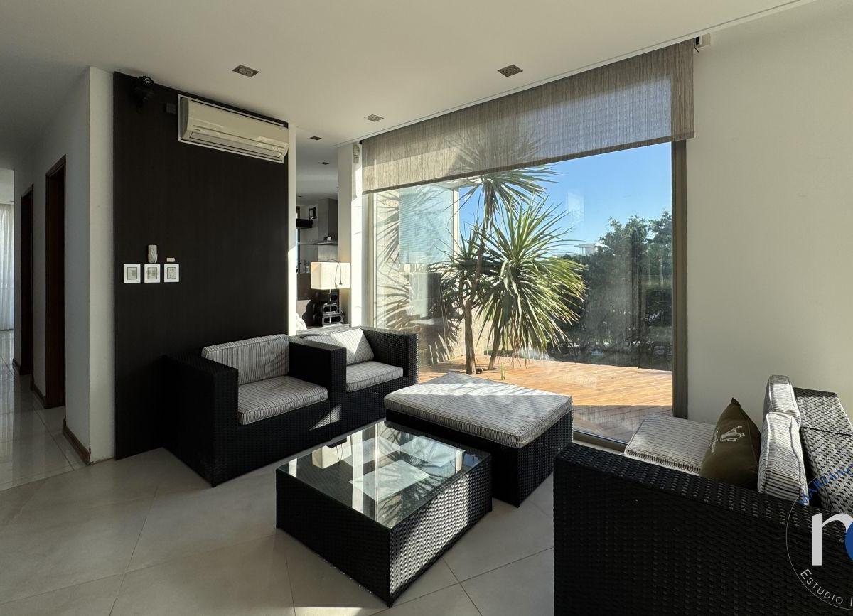Foto de Casa en Venta 5 Dormitorios con Pileta en Pinamar Zona Norte Playa, imagen 4