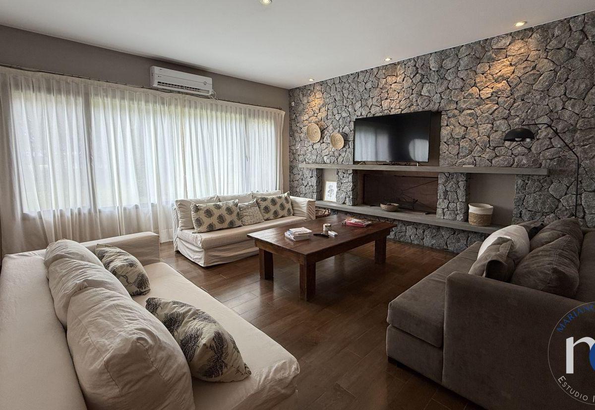 Foto de Casa en Venta 4 Dormitorios en Pinamar La Herradura Barrio Privado, imagen 3