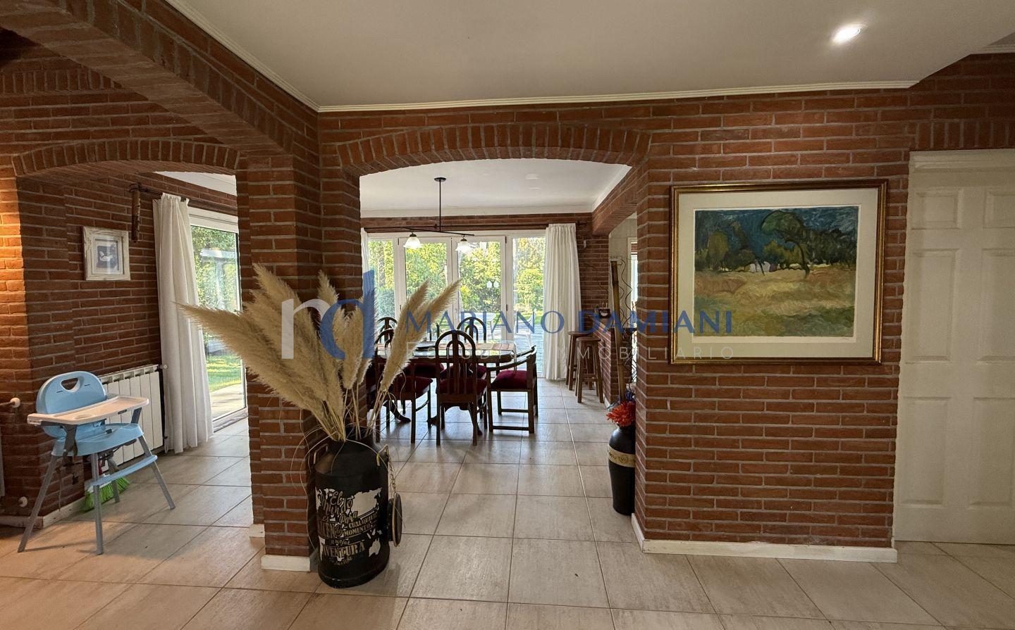 Casa 3 Dormitorios con Pileta en Alquiler Temporario en Pinamar Zona Norte Playa