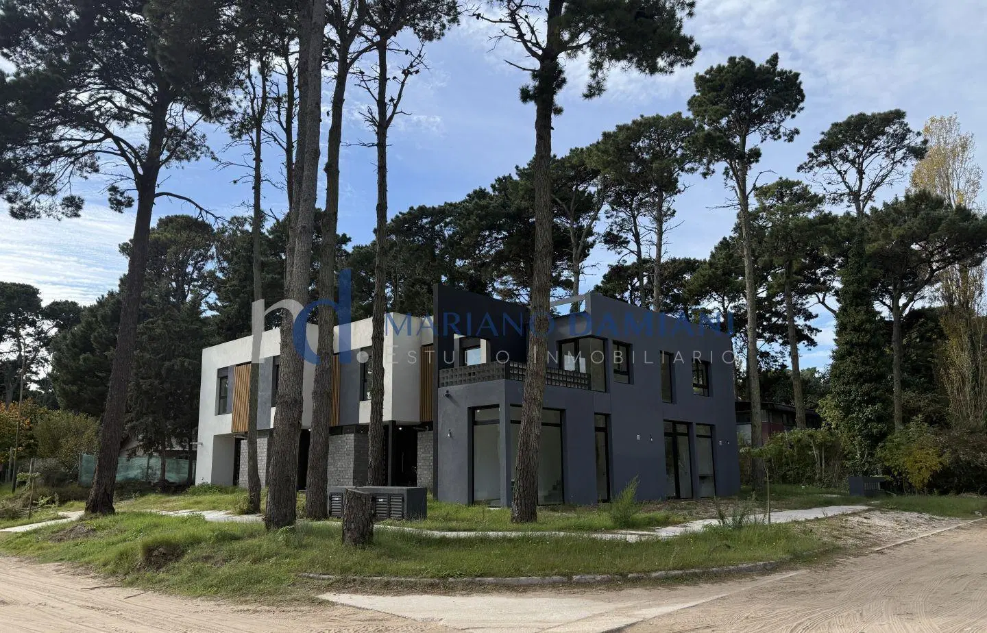 Local en Venta en Pinamar Zona Terminal 5