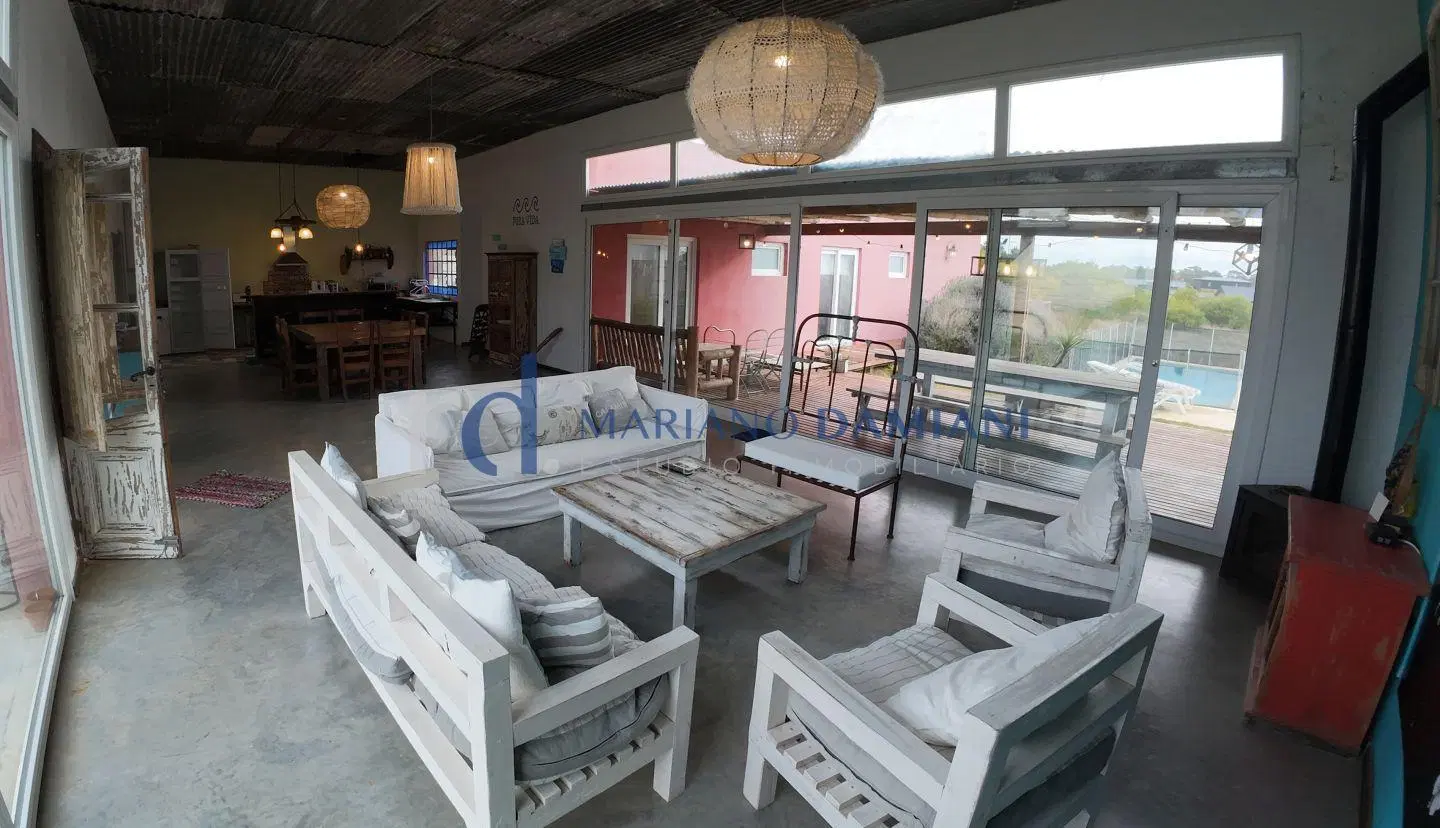 Casa 4 Dormitorios con Pileta en Venta en Costa Esmeralda Barrio Ecuestre 5
