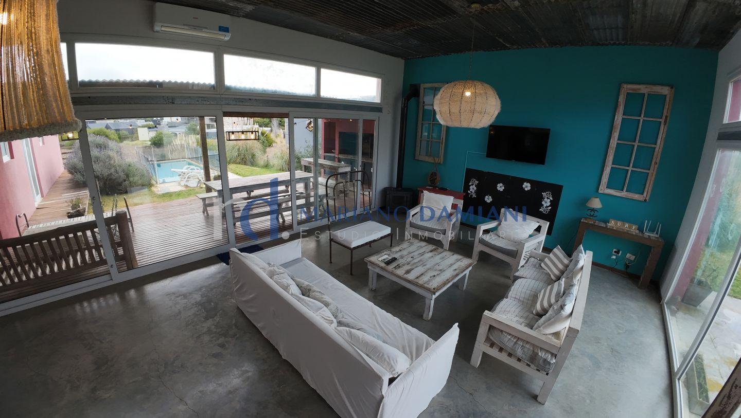 Foto de Casa 4 Dormitorios con Pileta en Venta en Costa Esmeralda Barrio, imagen 4