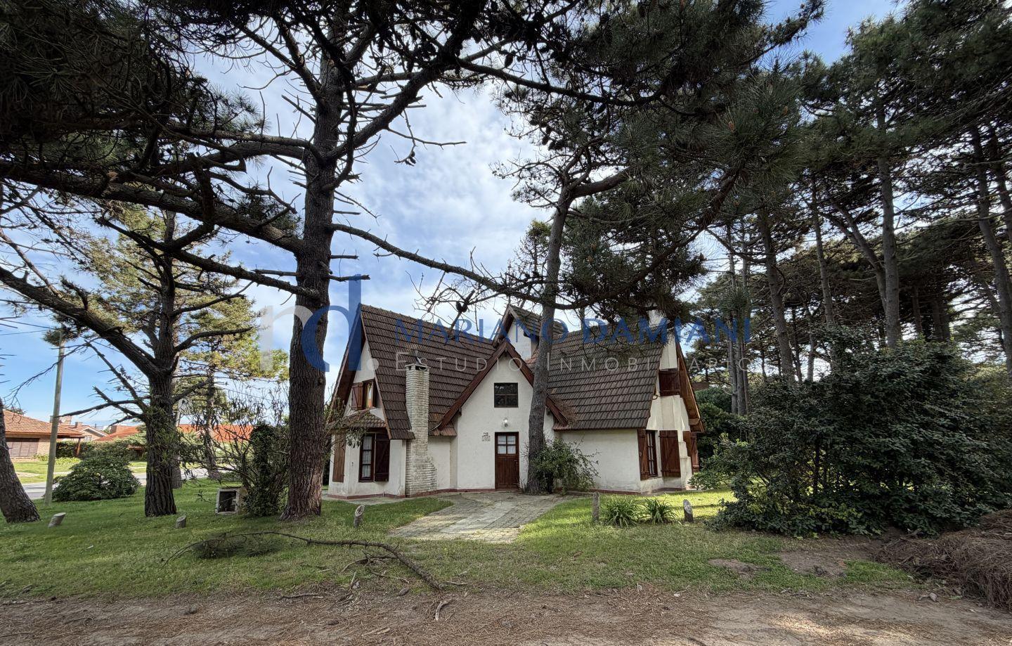 Foto de Casa 3 Dormitorios en Venta en Pinamar Zona Lasalle, imagen 1