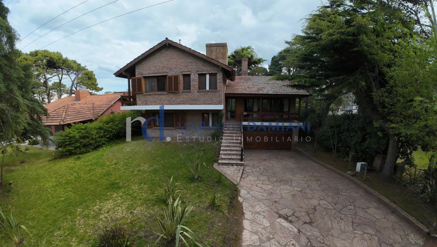 Foto de Casa 4 Dormitorios en Alquiler Temporario en Pinamar, imagen 1