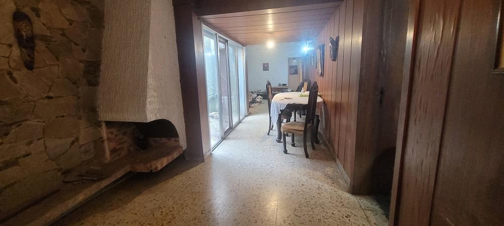 Venta Casa de 6 Ambientes Sobre Importante Lote 4