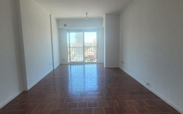 Alquiler Departamento de 3 Ambientes en Lanús Este 2