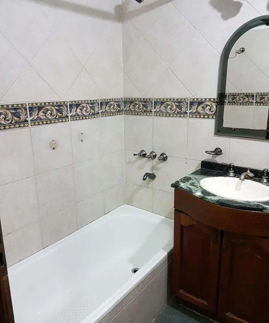 Alquiler casa de 3 ambientes con garaje, patio, quincho y terraza 2