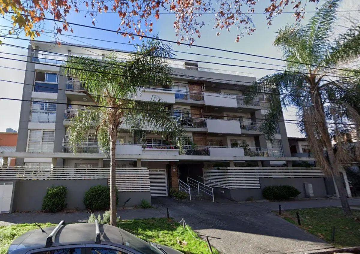 ALQUILER DEPARTAMENTO 2 AMBIENTES CON COCHERA EN LOMAS DE ZAMORA 1