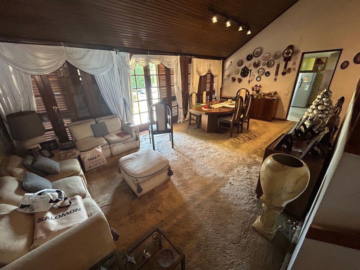 Foto de Chalet sobre amplio Lote de 889 m2 en Adrogué, imagen 5