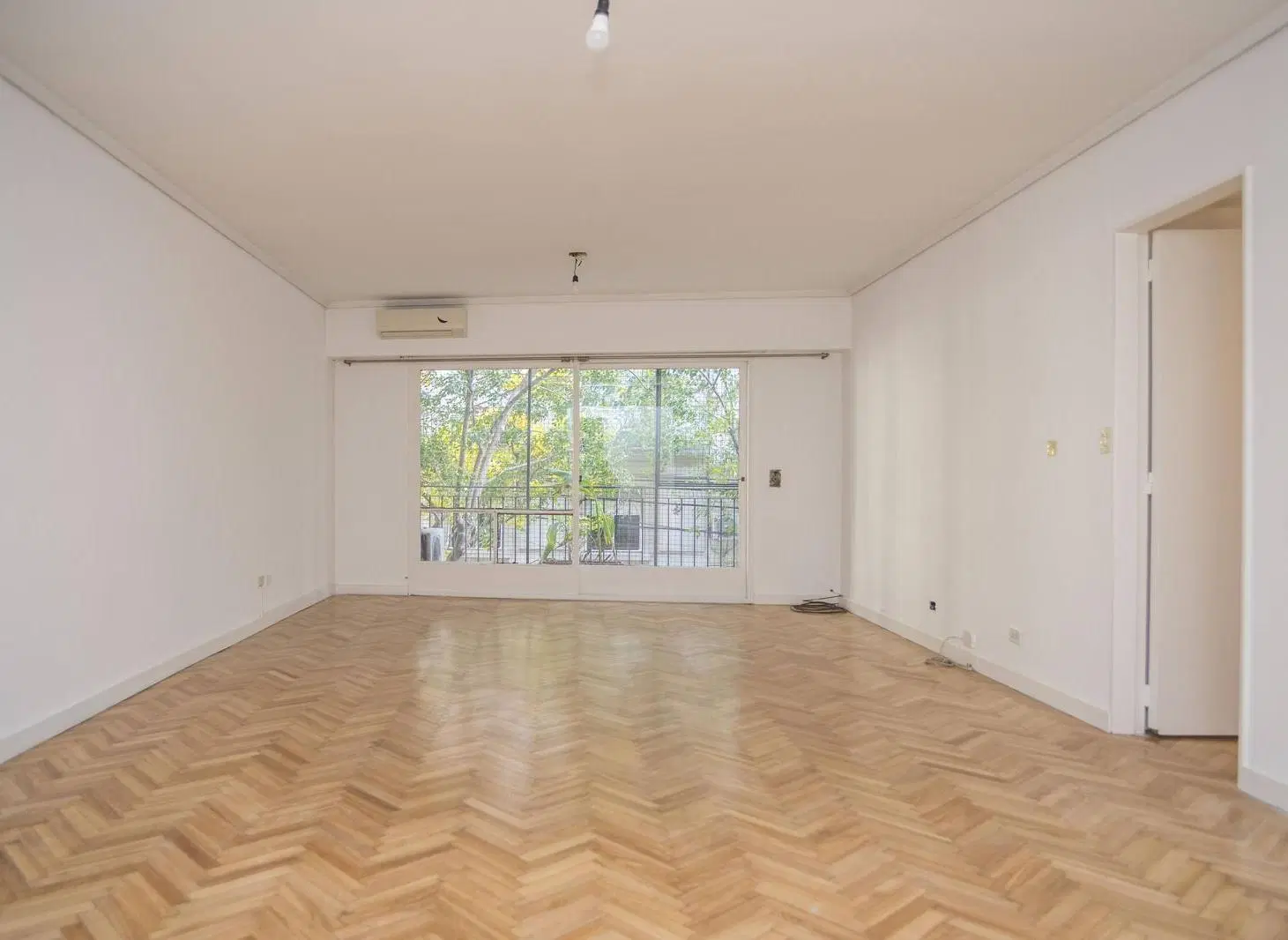 Departamento en Melo y Junin 2 Fte Excelente distribución COCH 2