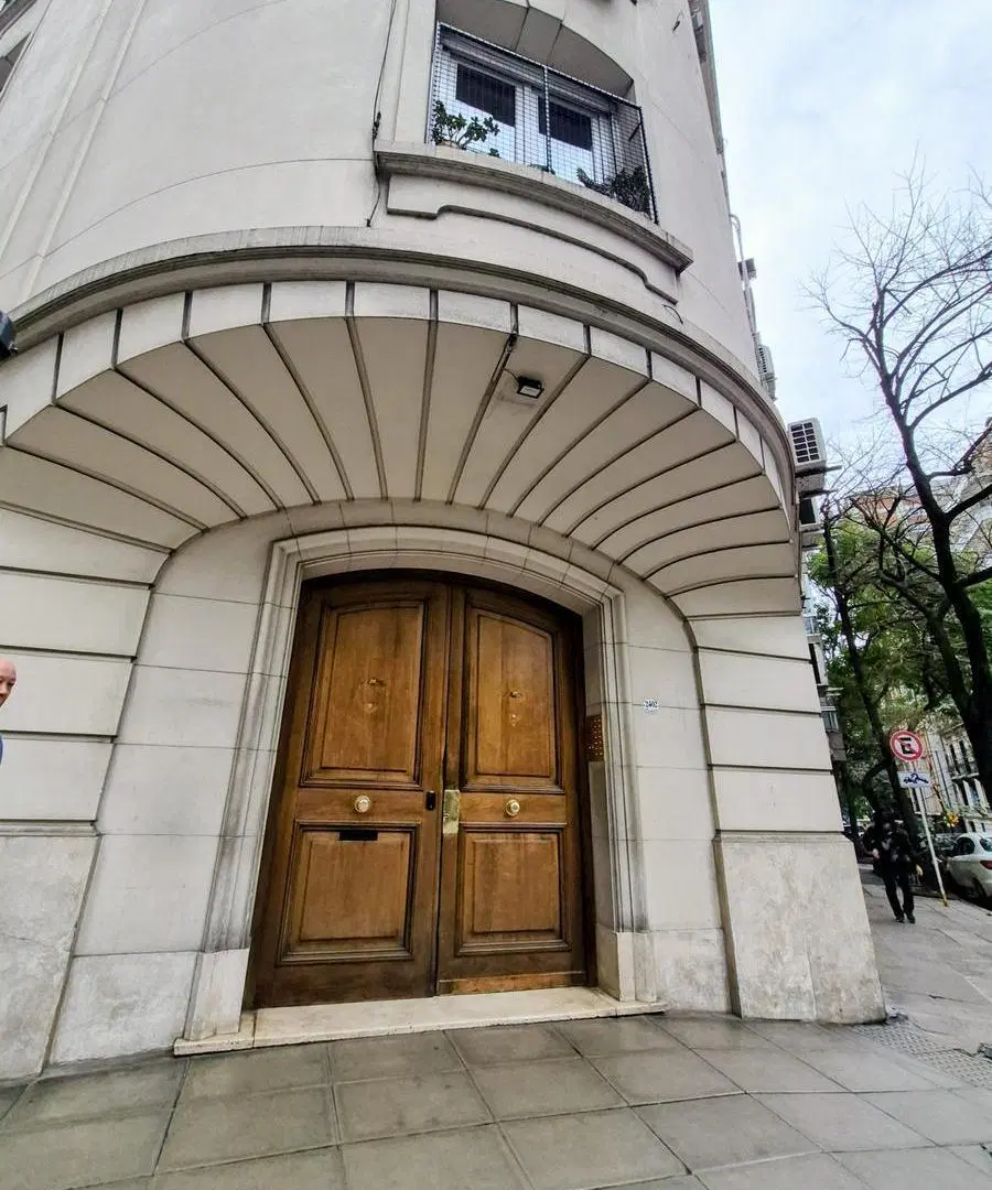Departamento en Billinghurst al 2400 esq. Melo 1 Fte Antiguo a Nuevo! 1