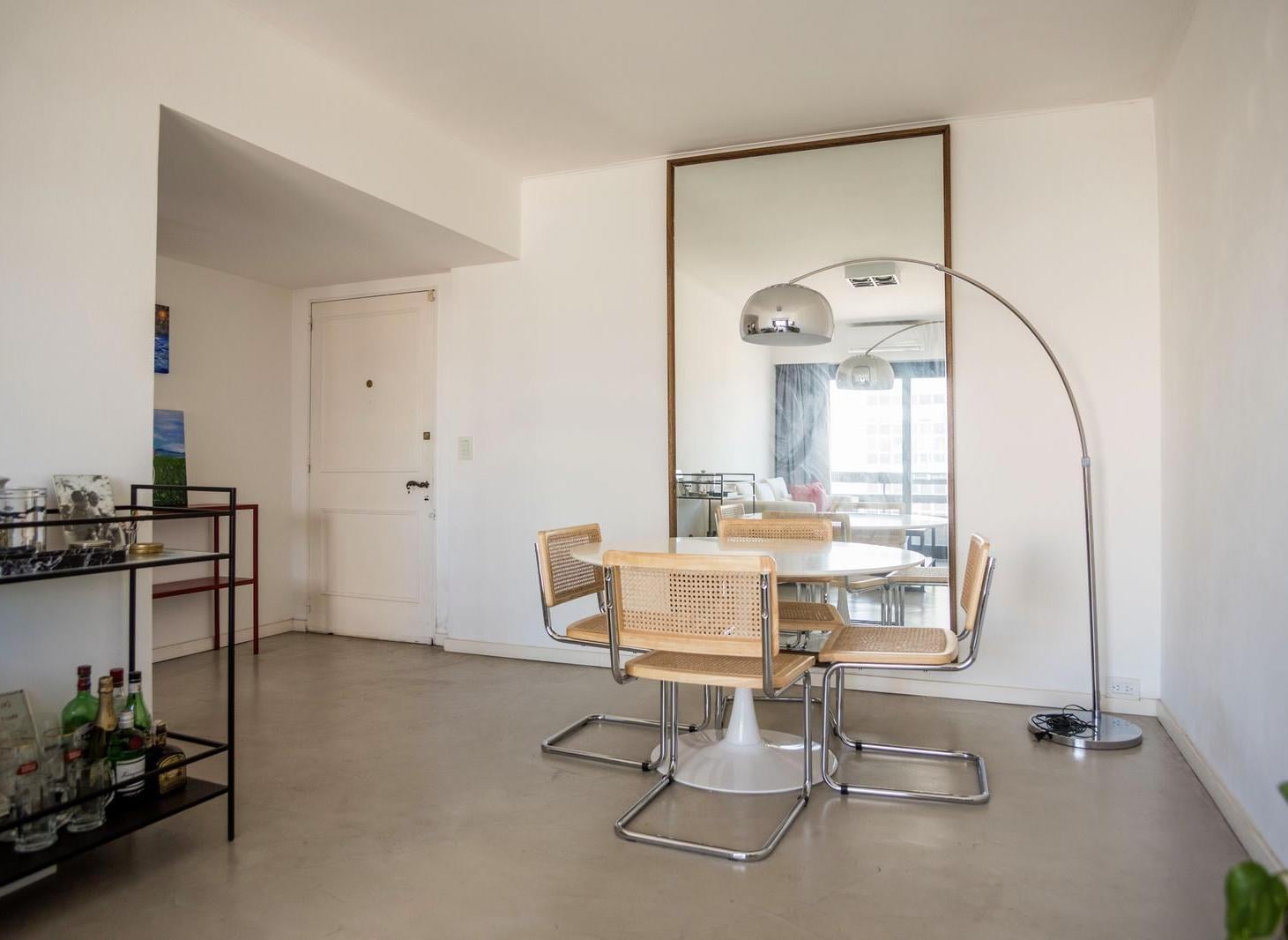 Foto de Departamento Suipacha esq Arenales Piso 17 A Nuevo, imagen 2