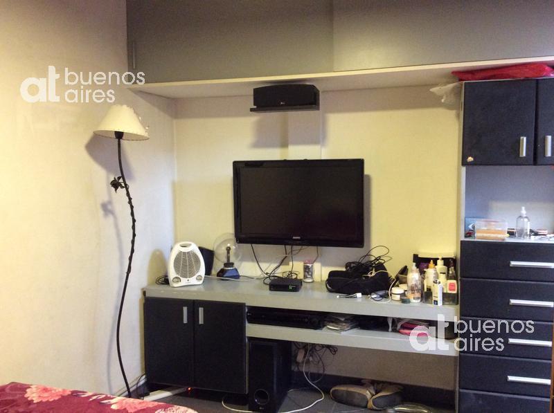 Liniers - PH 6 Ambientes con Terraza - Sin Expensas 4