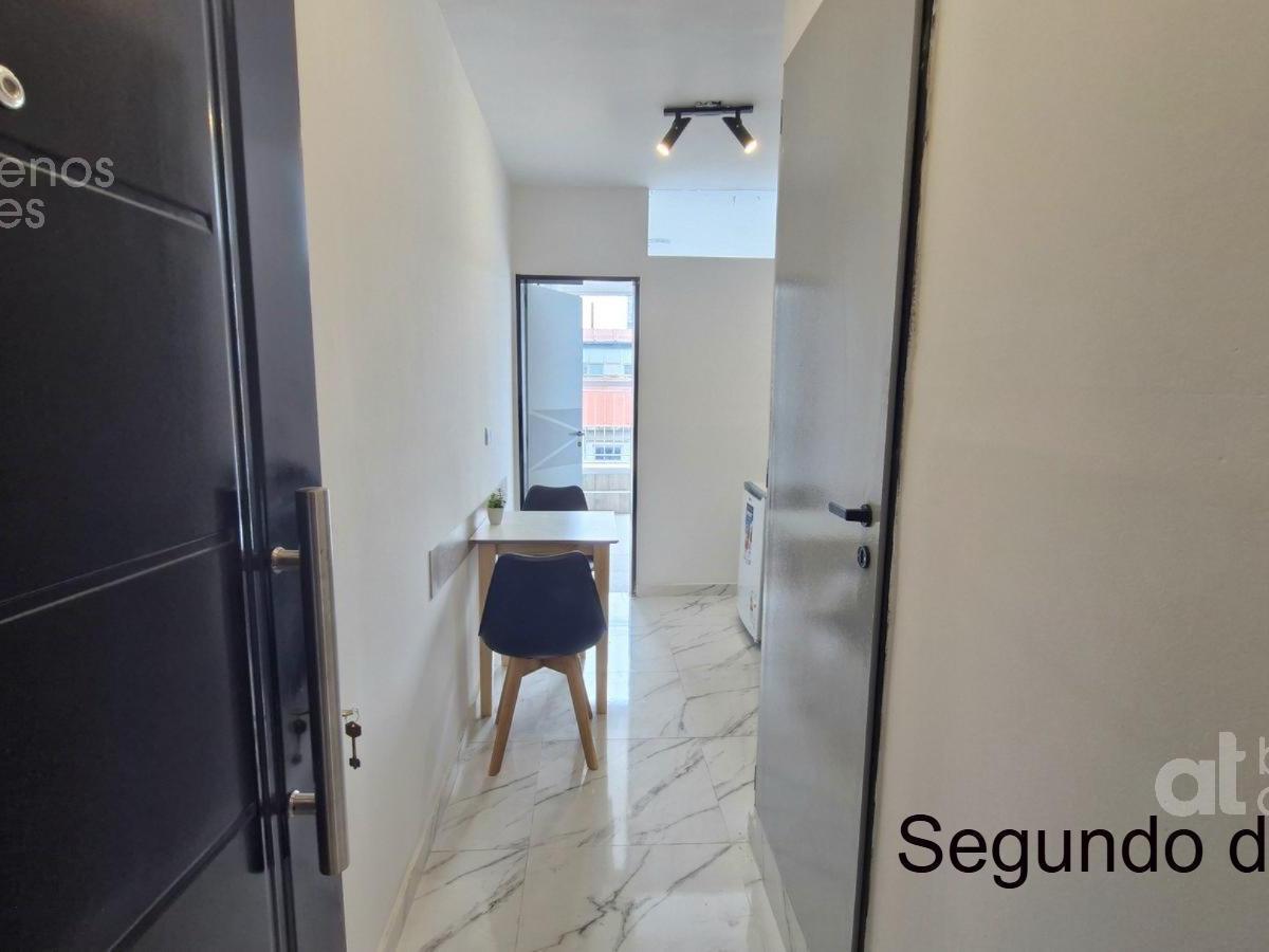 Tres Departamentos 2 Ambientes en Venta - Centro - Oportunidad de Inversión 1