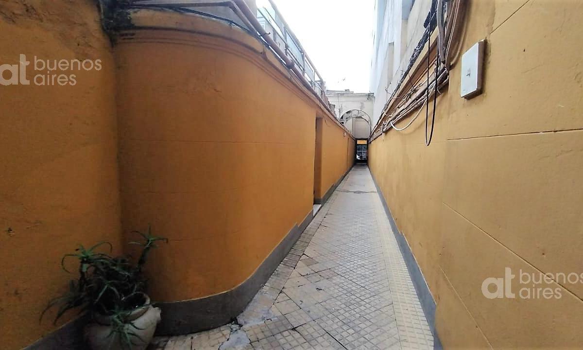 Venta de Departamento 5 Ambientes en Once. Ideal Inversion 5