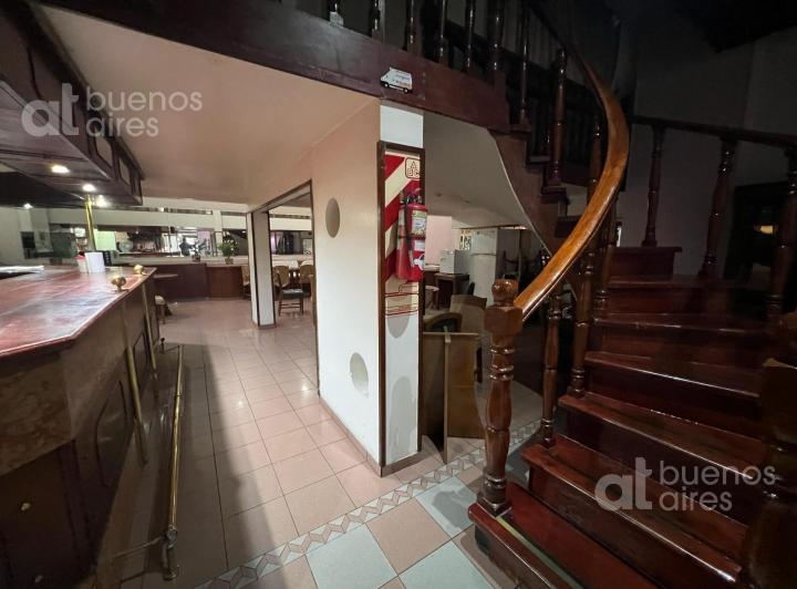 Hotel en venta. Edificio completo. Ideal inversor. En pleno Centro de la ciudad. 5
