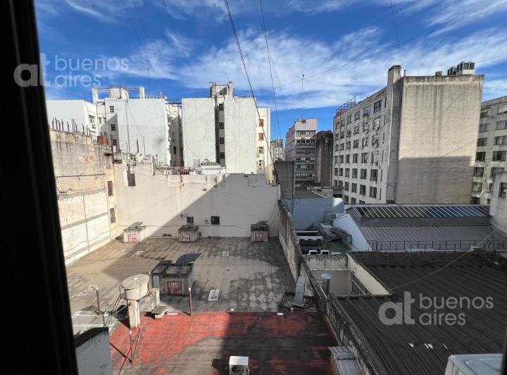 Hotel en venta. Edificio completo. Ideal inversor. En pleno Centro de la ciudad. 1