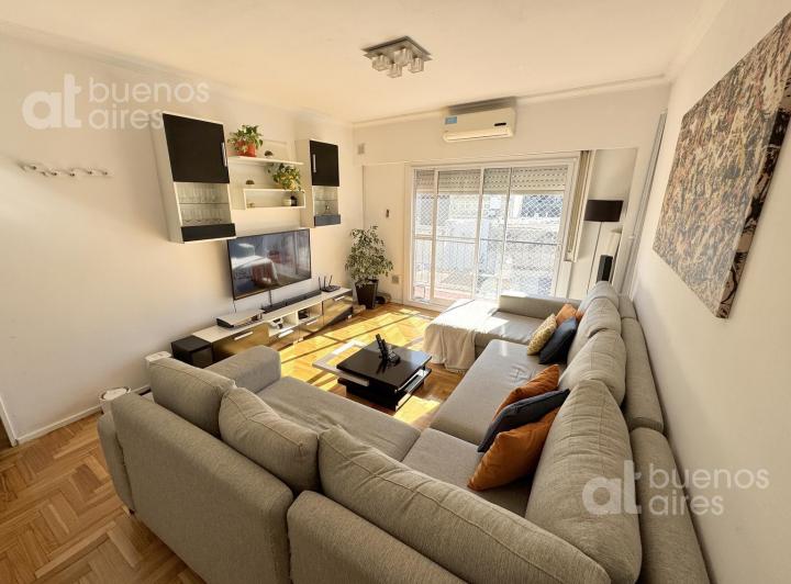 Departamento de 4 ambientes con cochera. Caballito. Venta. APTO CRÉDITO. 1