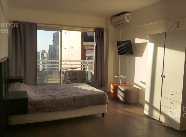 Villa Crespo. Departamento con balcón y amenities. Alquiler temporario. 2