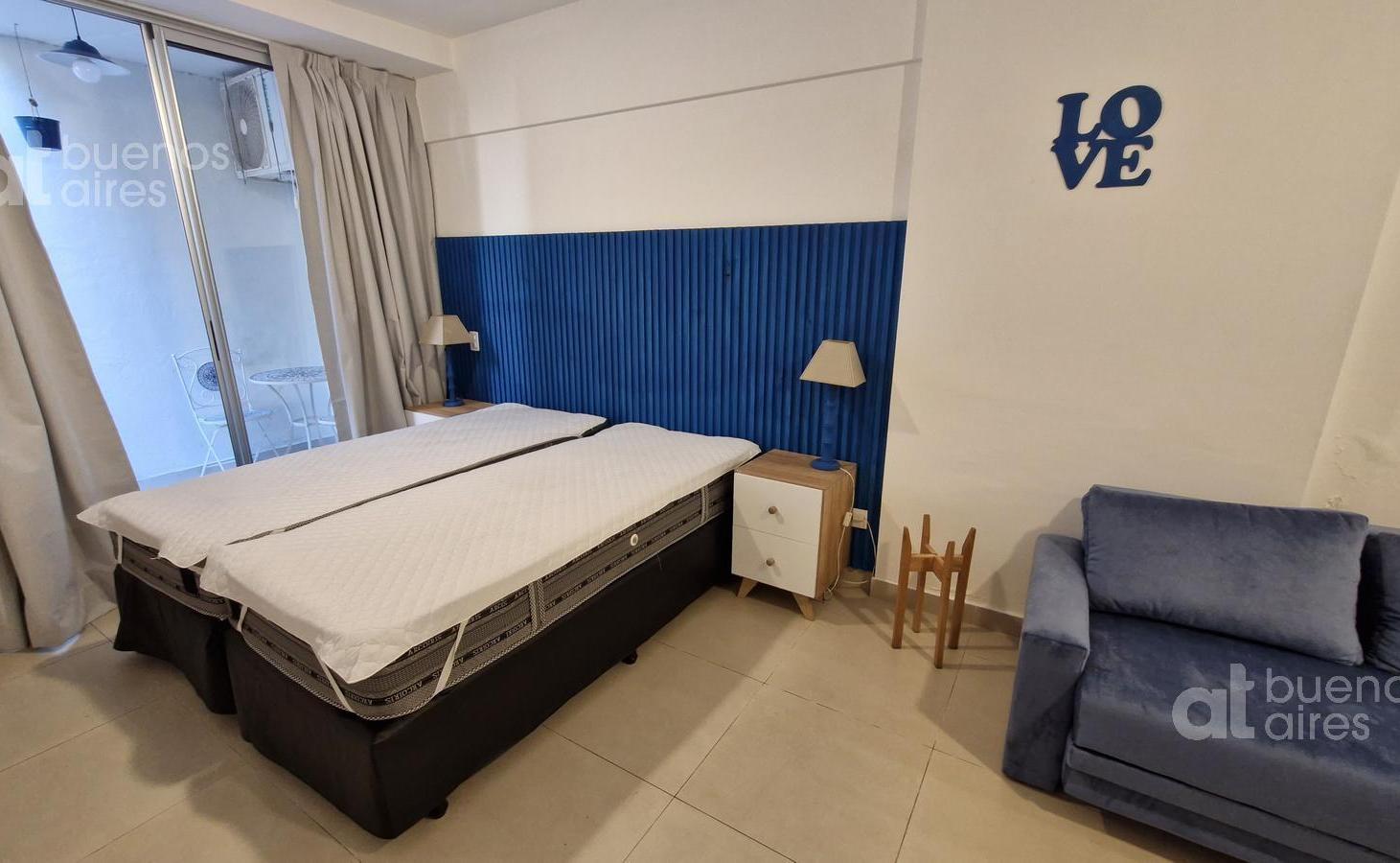 Departamento en alquiler temporario Monserrat con patio y amenities